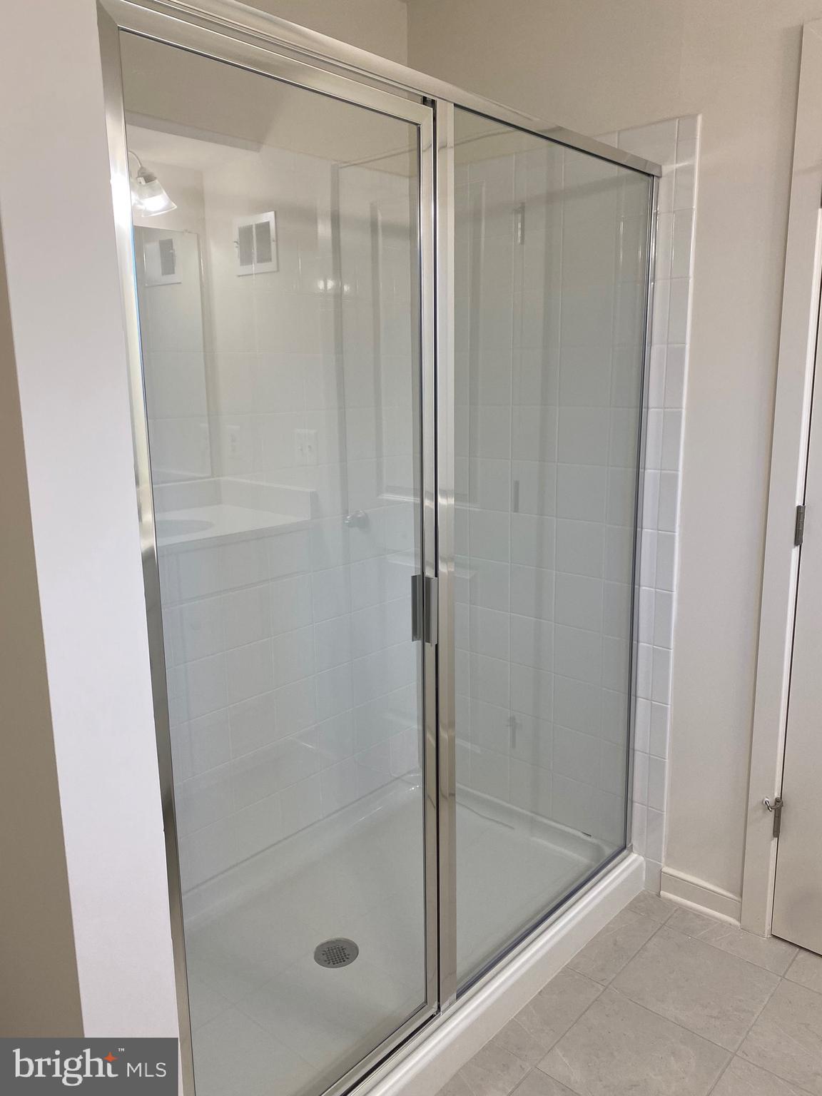 CHERRYVIEW LANDING - Residential Lease