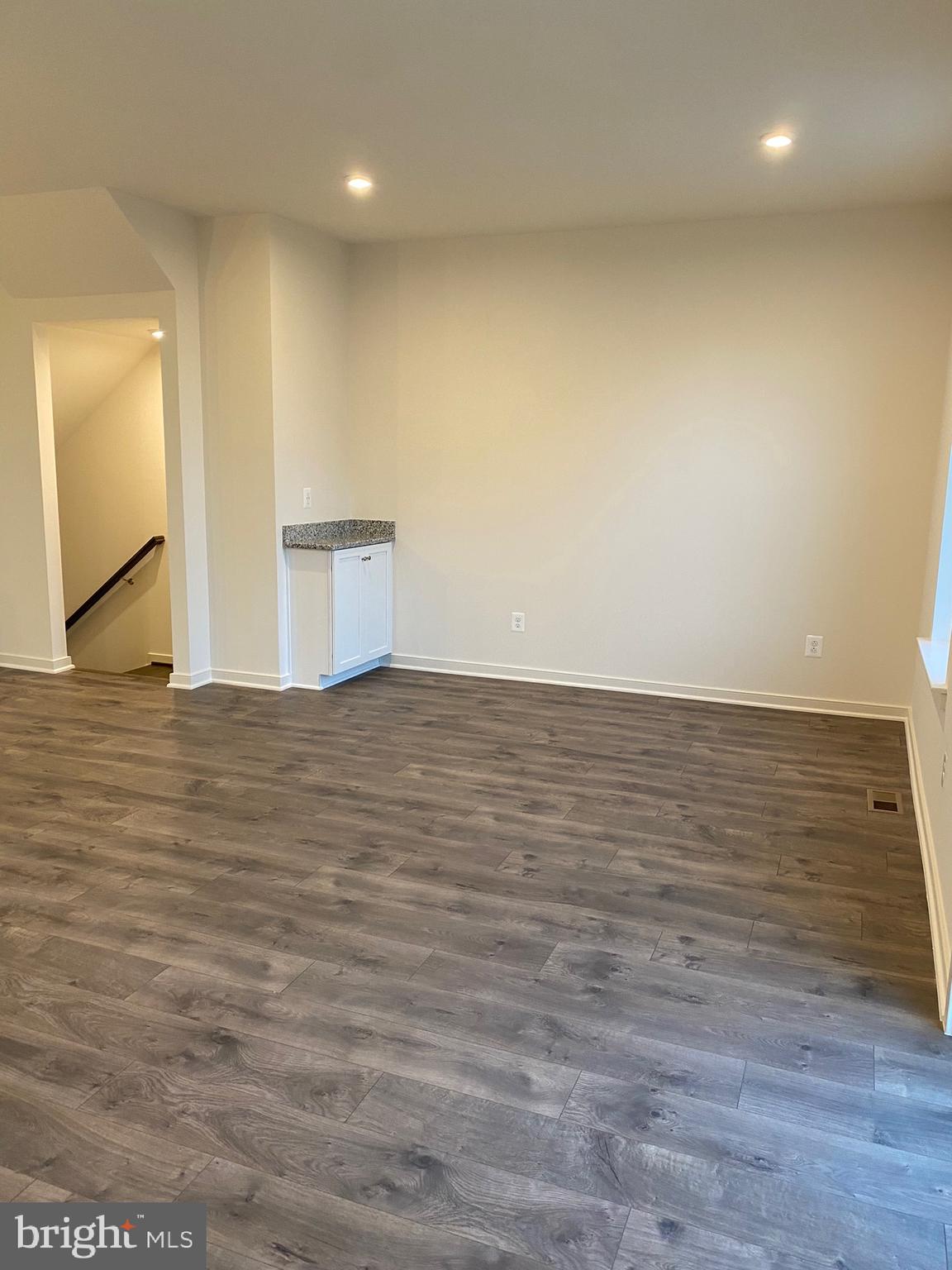 CHERRYVIEW LANDING - Residential Lease