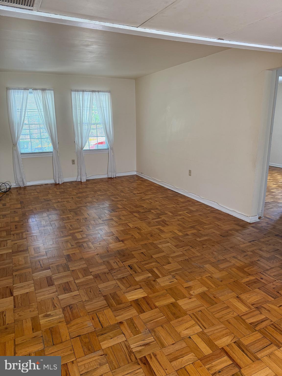 1403 BELLE VIEW BOULEVARD B-1