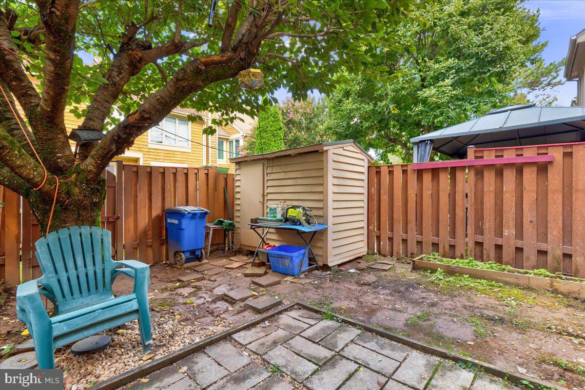 POTOMAC FAIRWAYS - Residential