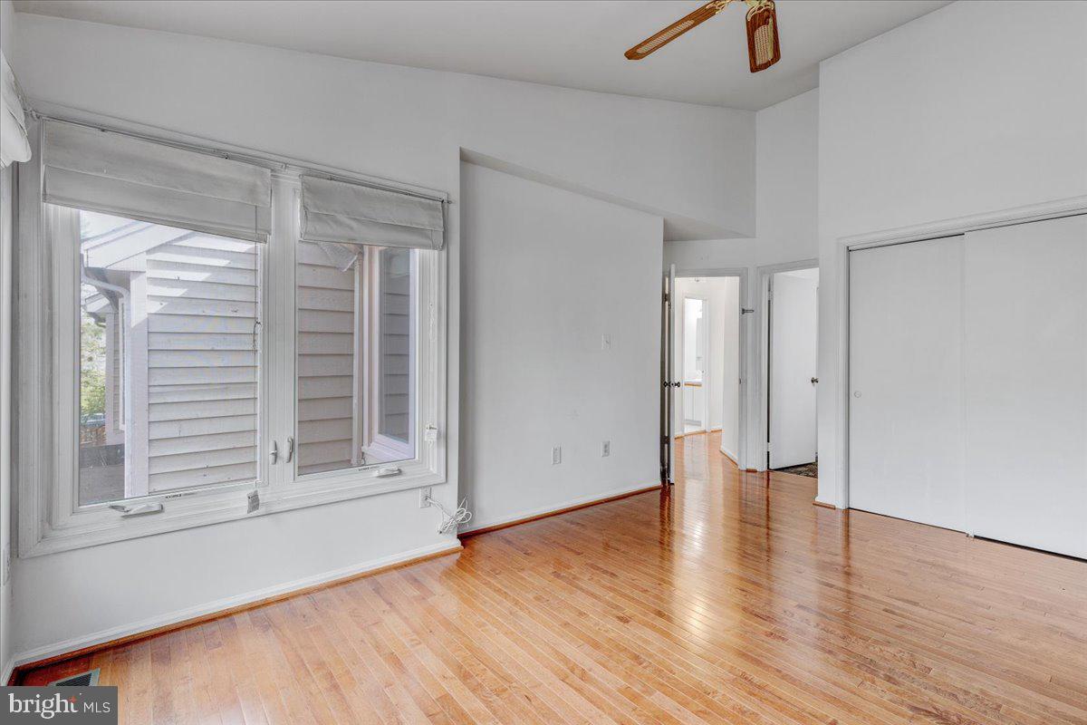 POTOMAC FAIRWAYS - Residential