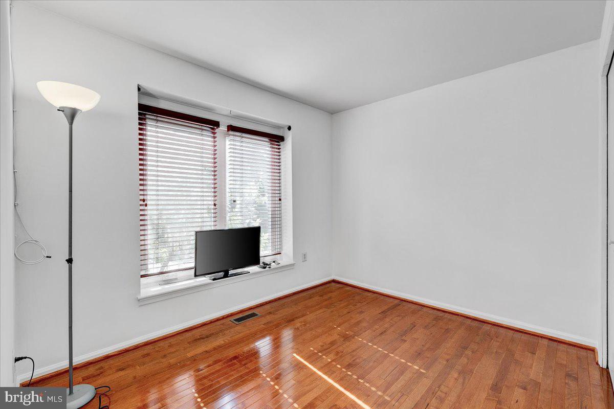 POTOMAC FAIRWAYS - Residential