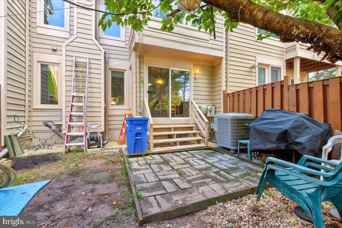 POTOMAC FAIRWAYS - Residential