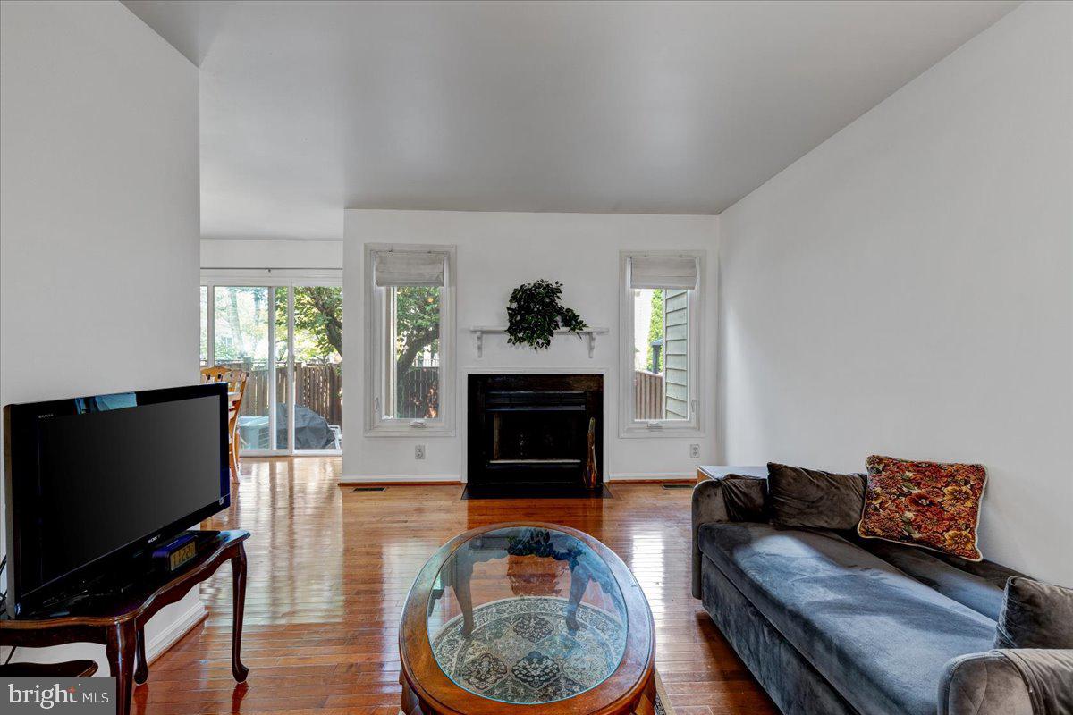 POTOMAC FAIRWAYS - Residential