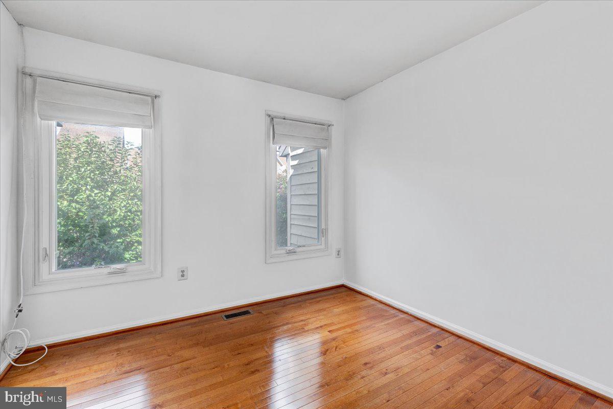 POTOMAC FAIRWAYS - Residential