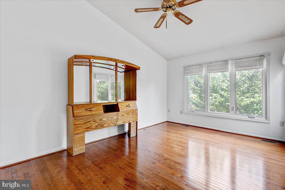 POTOMAC FAIRWAYS - Residential