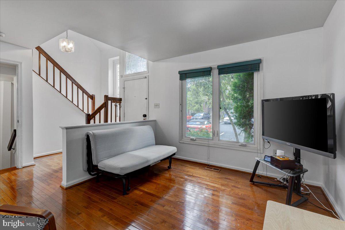 POTOMAC FAIRWAYS - Residential