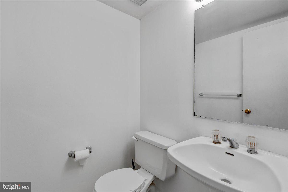 POTOMAC FAIRWAYS - Residential