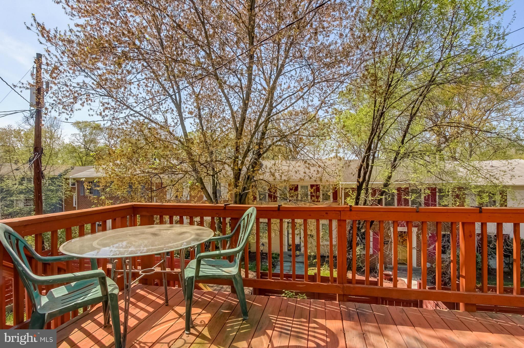 GREENWICH HILL - Residential