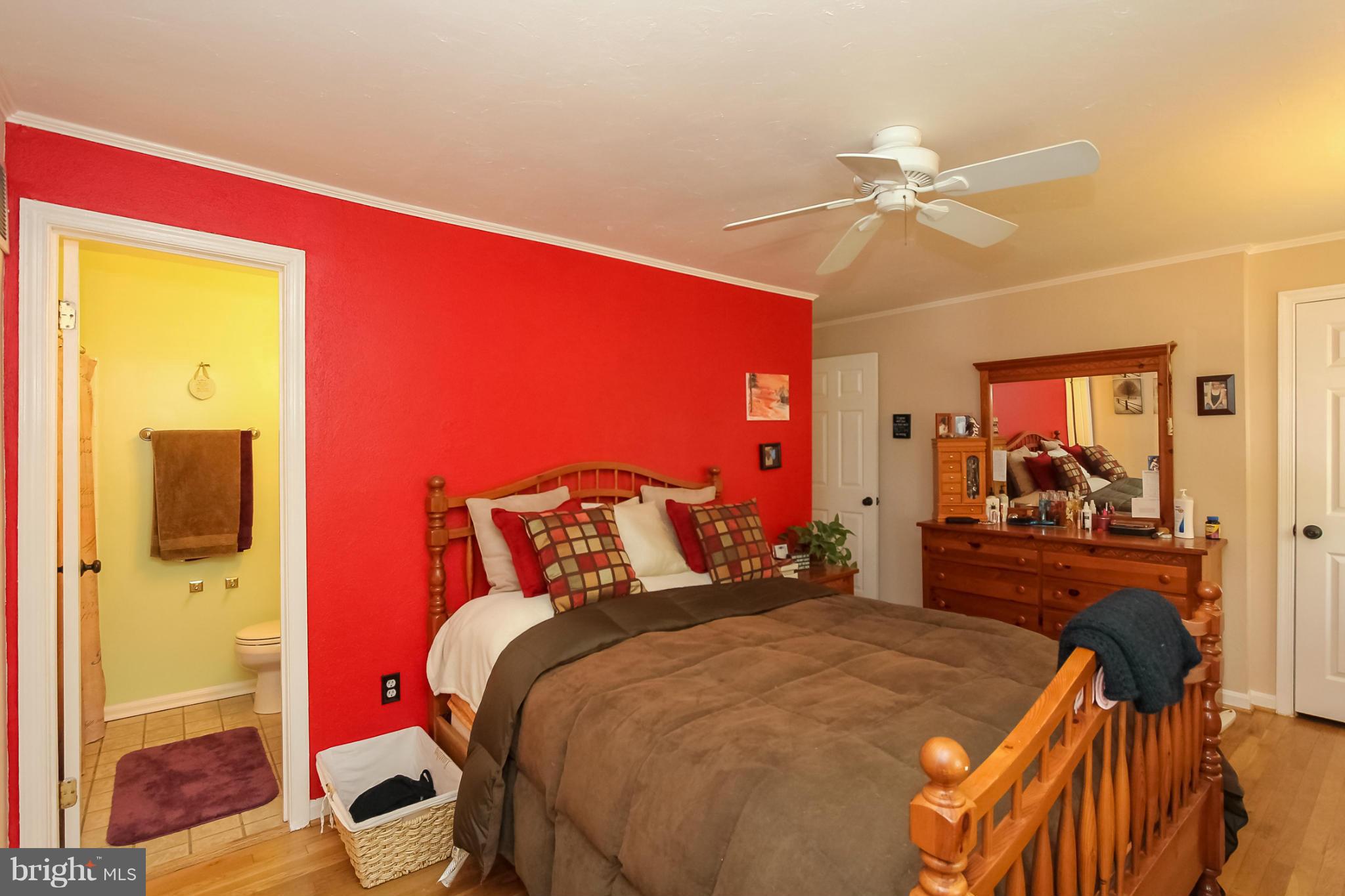 GREENWICH HILL - Residential