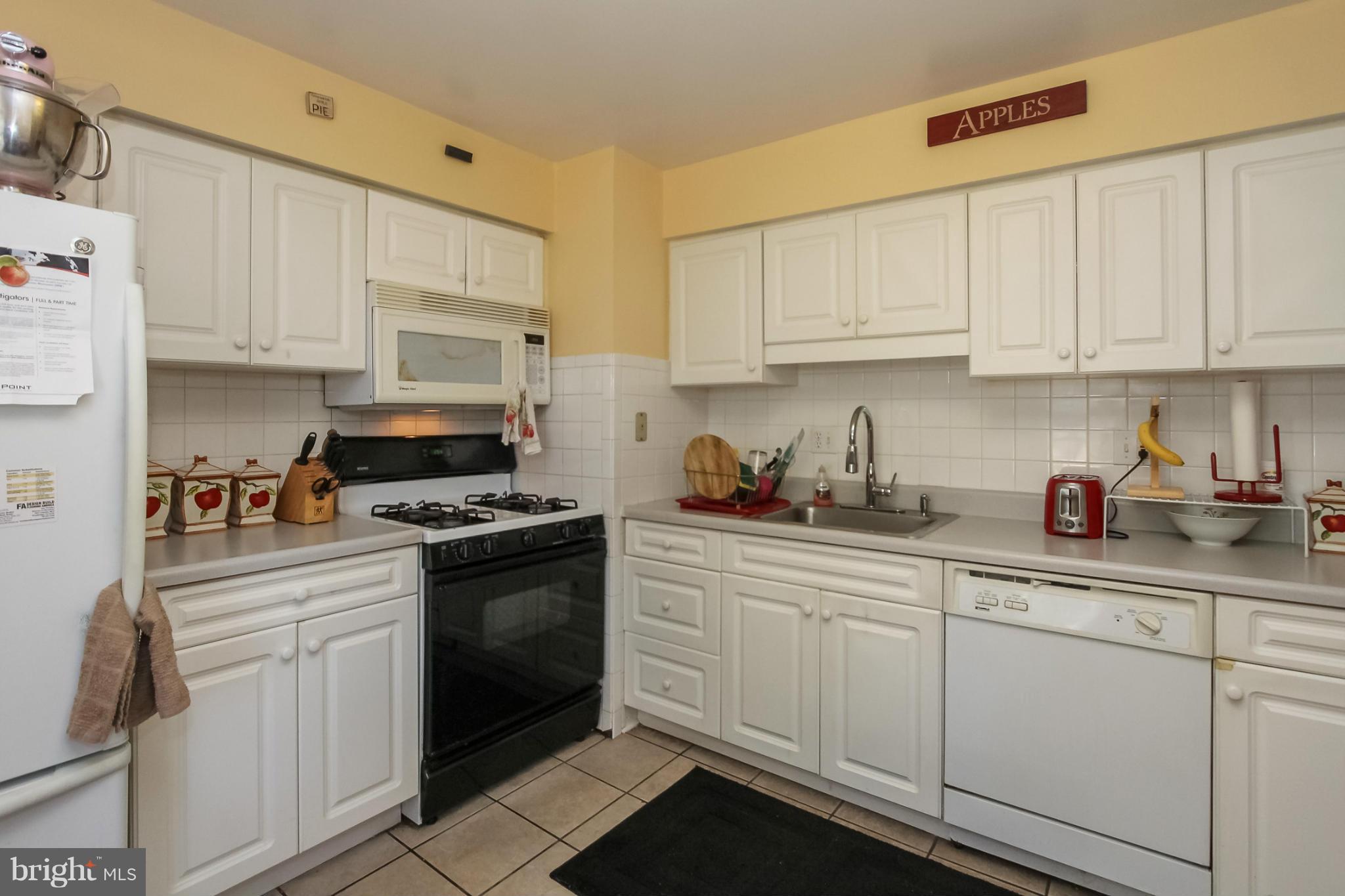 GREENWICH HILL - Residential