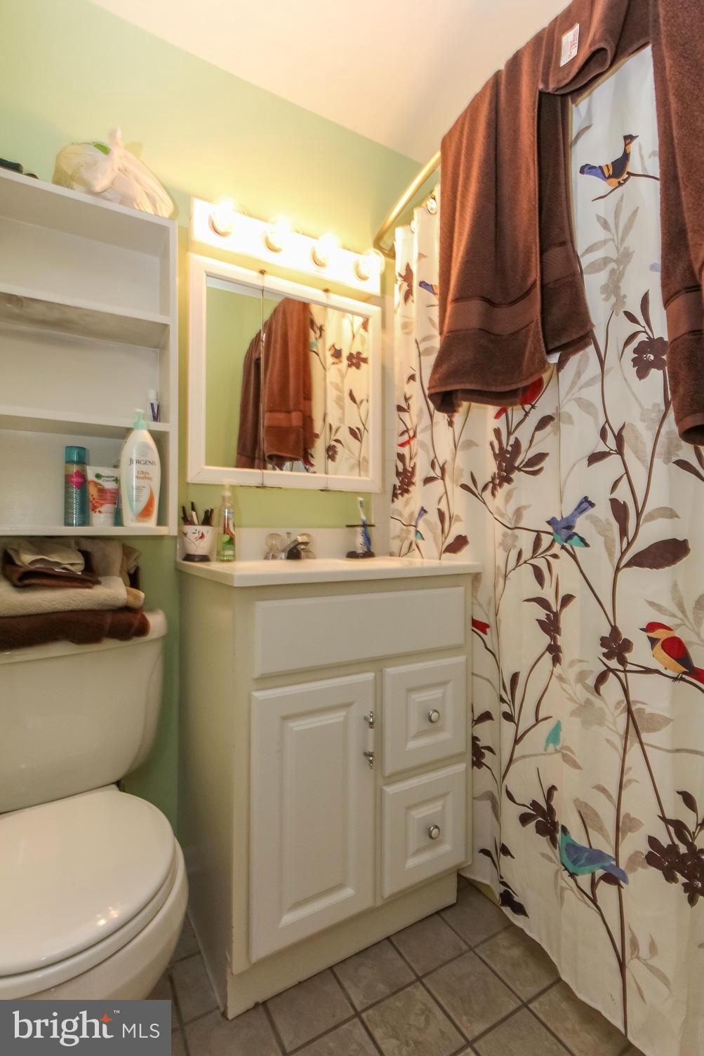 GREENWICH HILL - Residential