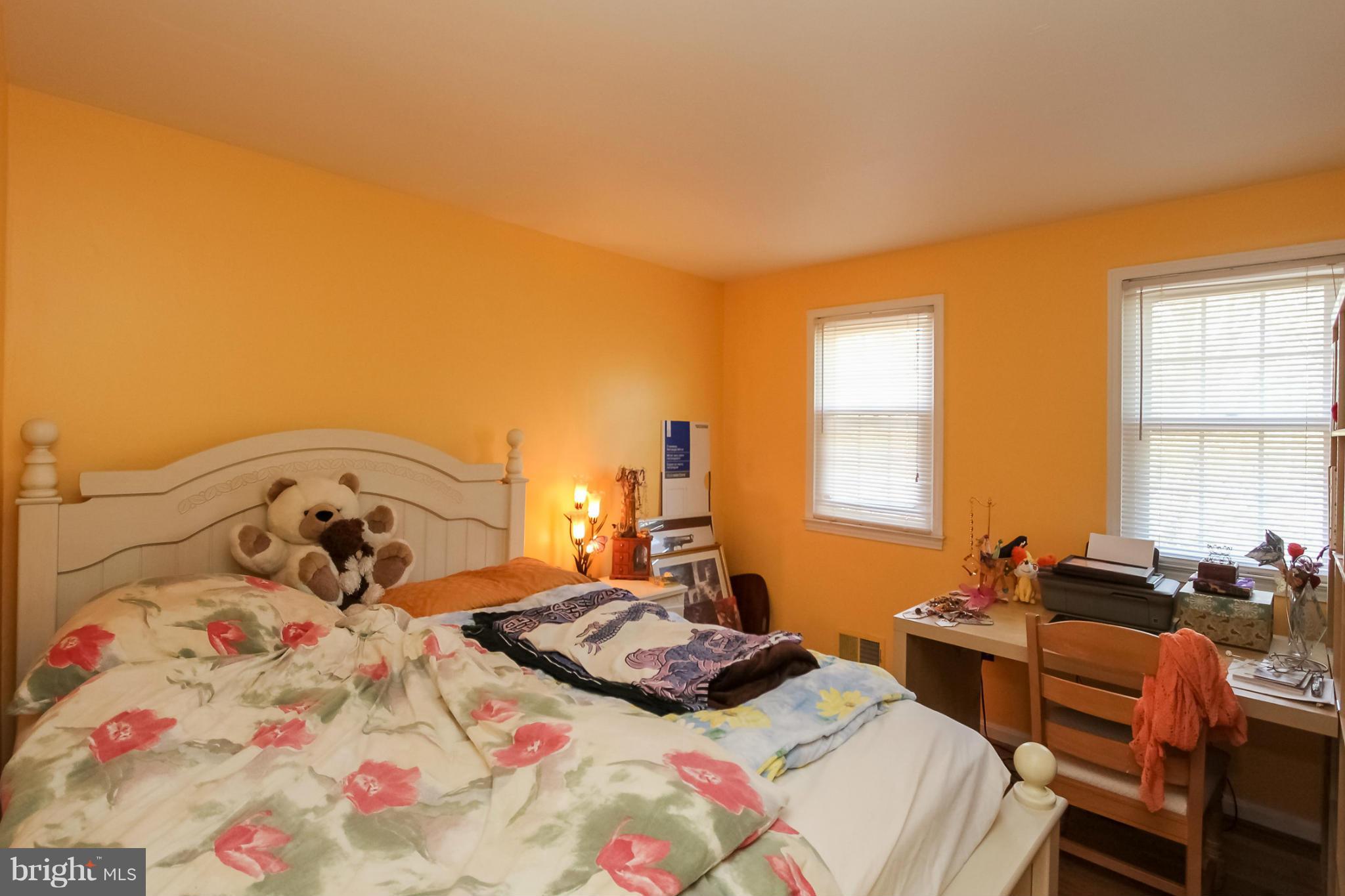 GREENWICH HILL - Residential