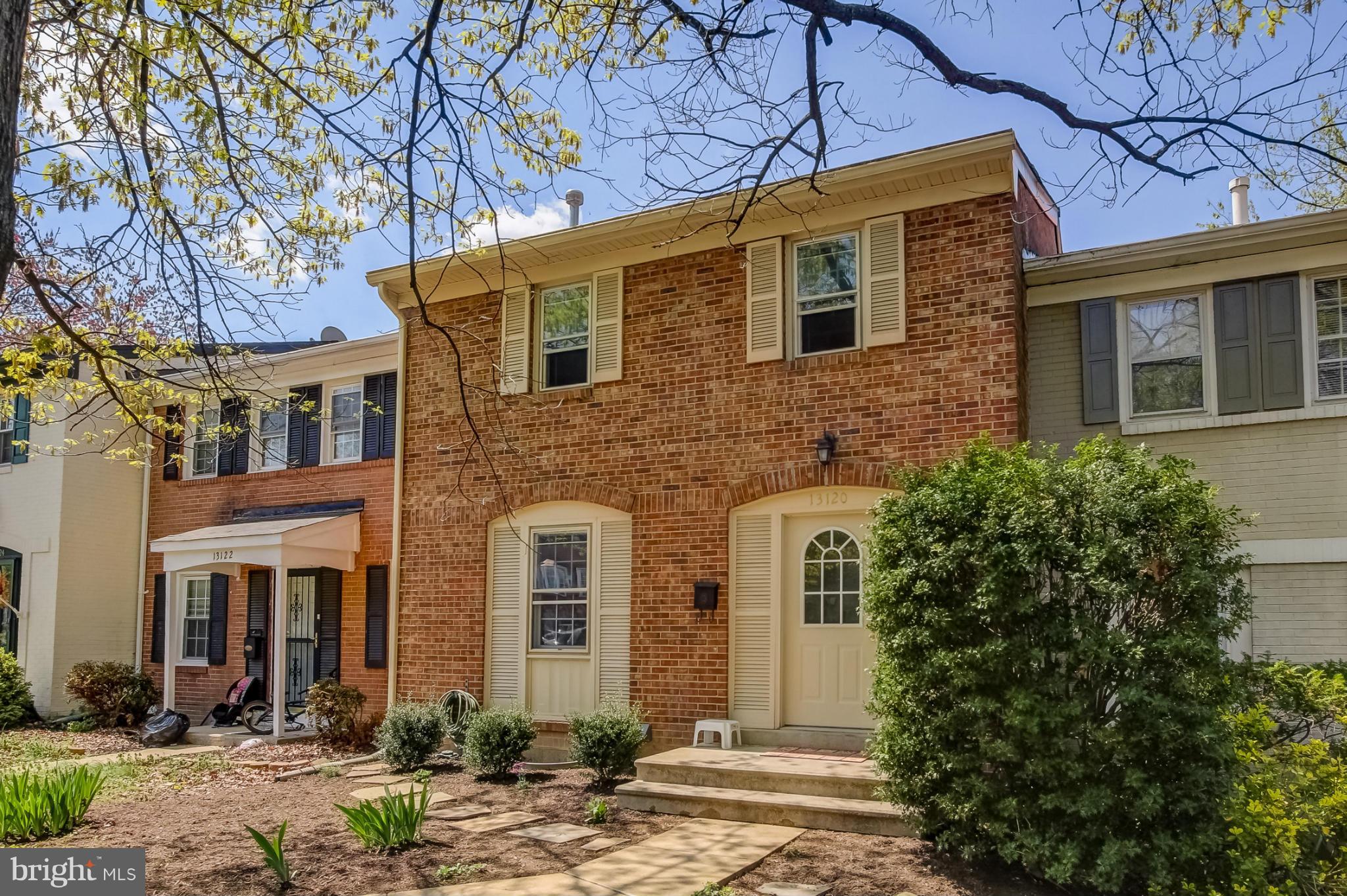 GREENWICH HILL - Residential