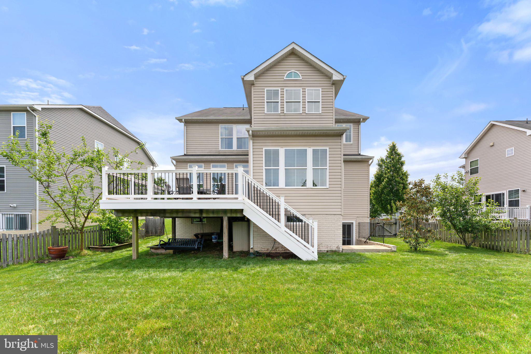 VIRGINIA MANOR - Residential