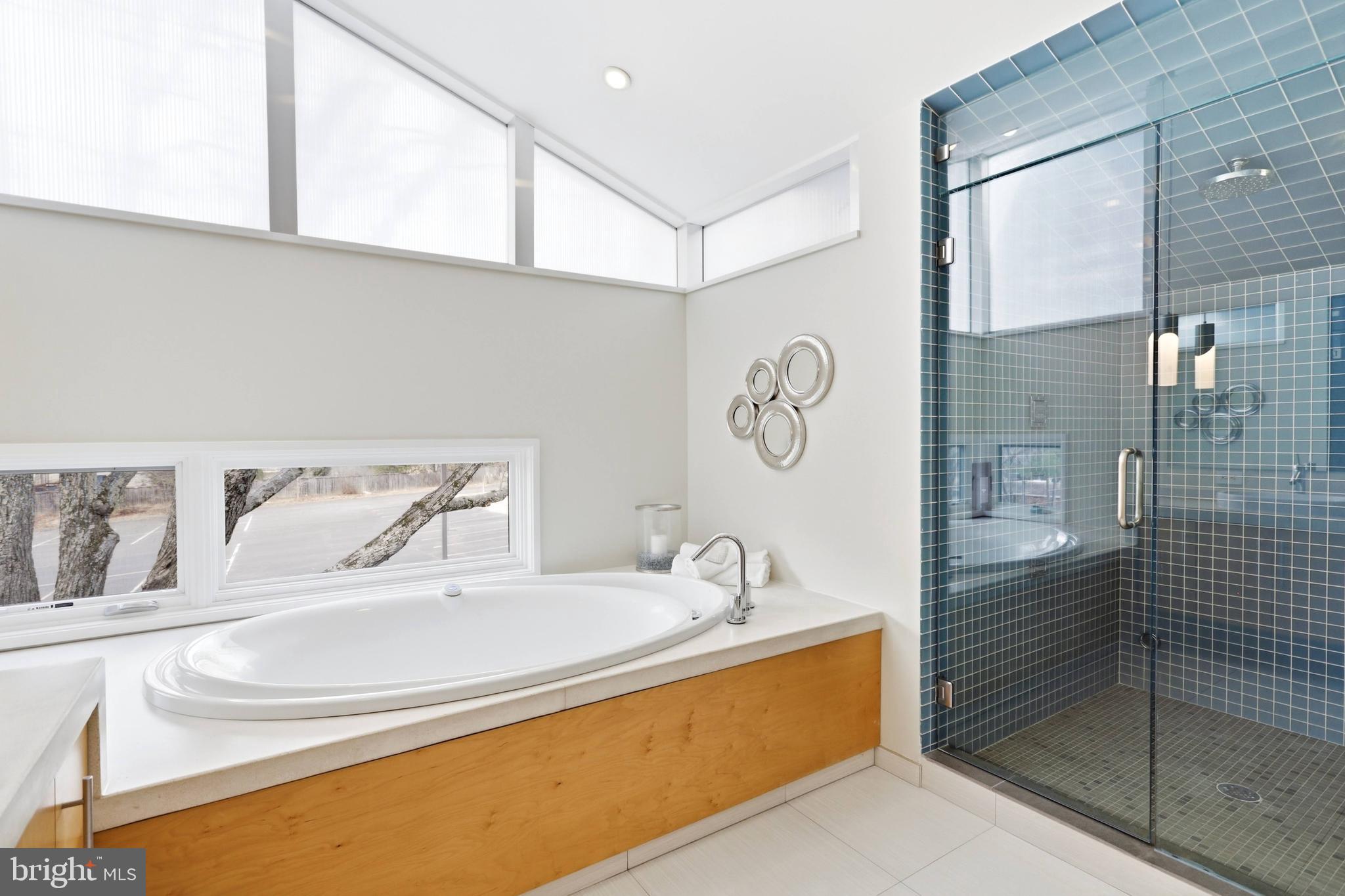 BONNIE BRAE - Residential