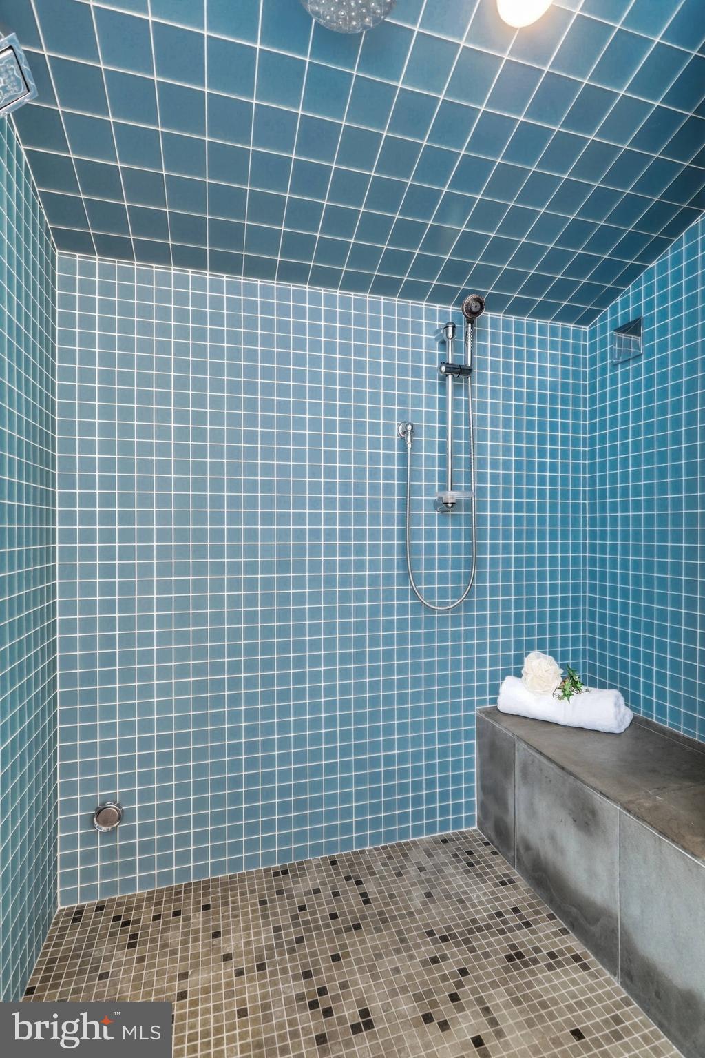 BONNIE BRAE - Residential