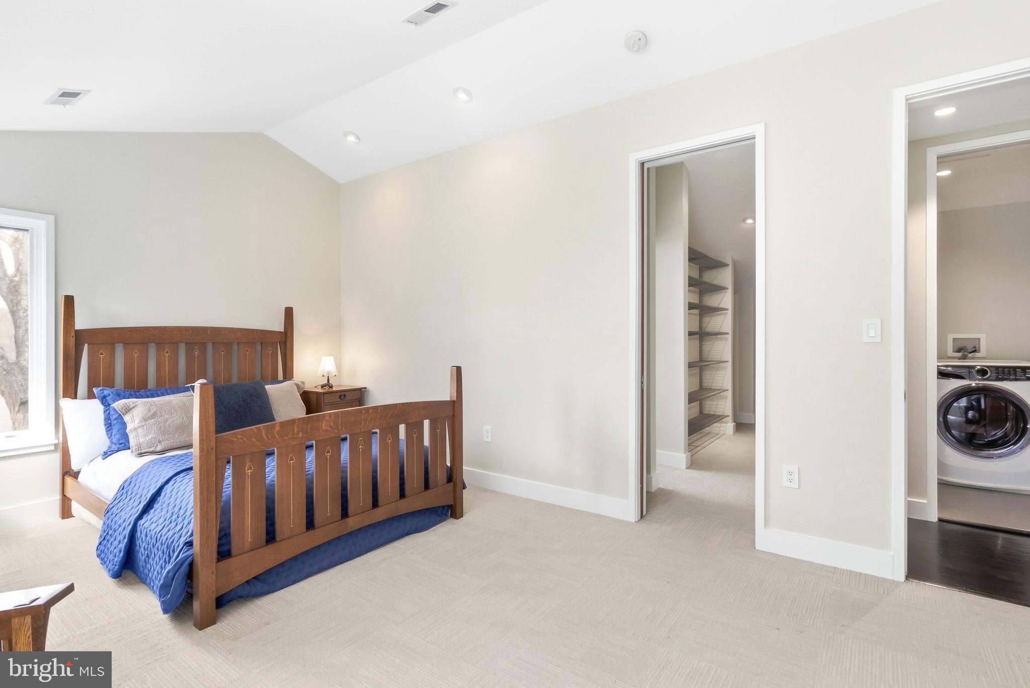 BONNIE BRAE - Residential