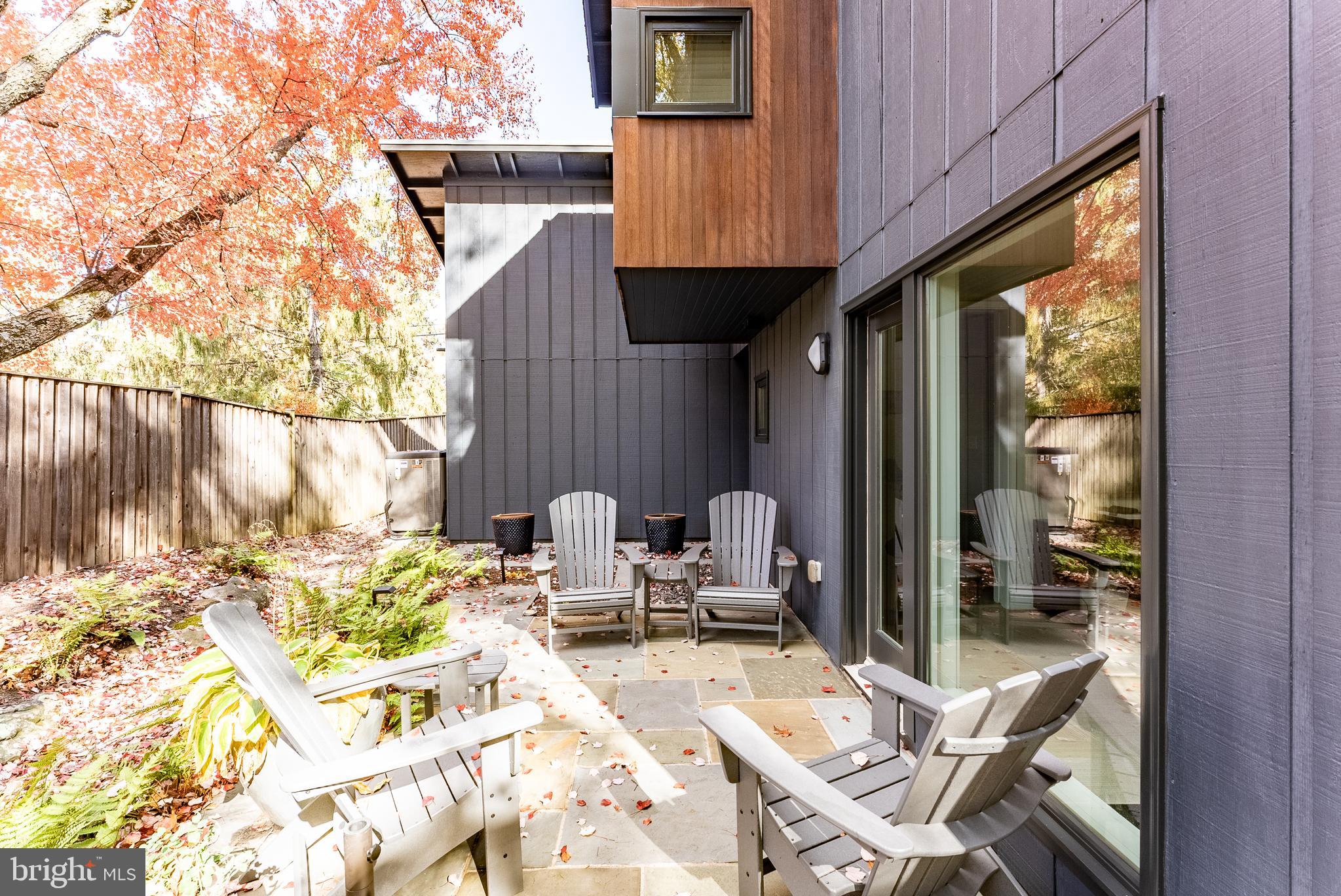 BONNIE BRAE - Residential