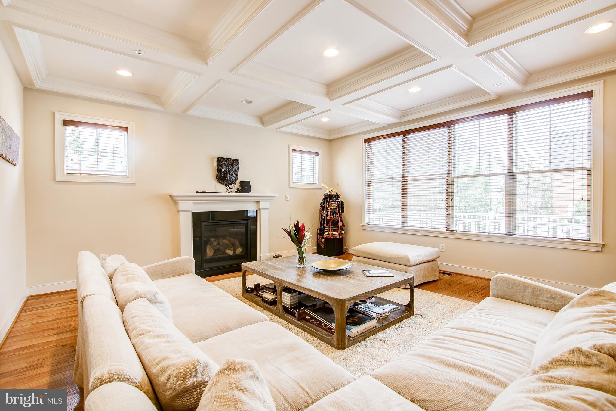 ALTA VISTA - Residential