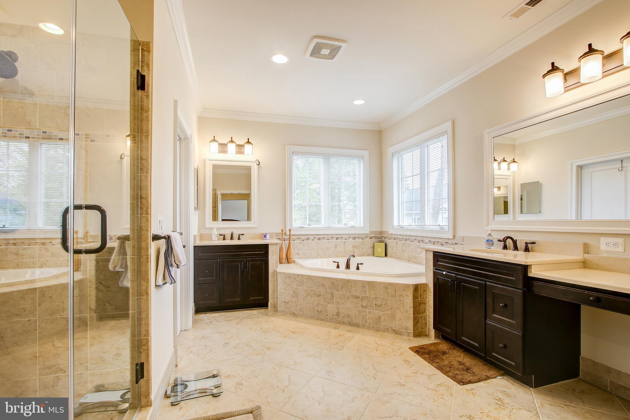 ALTA VISTA - Residential