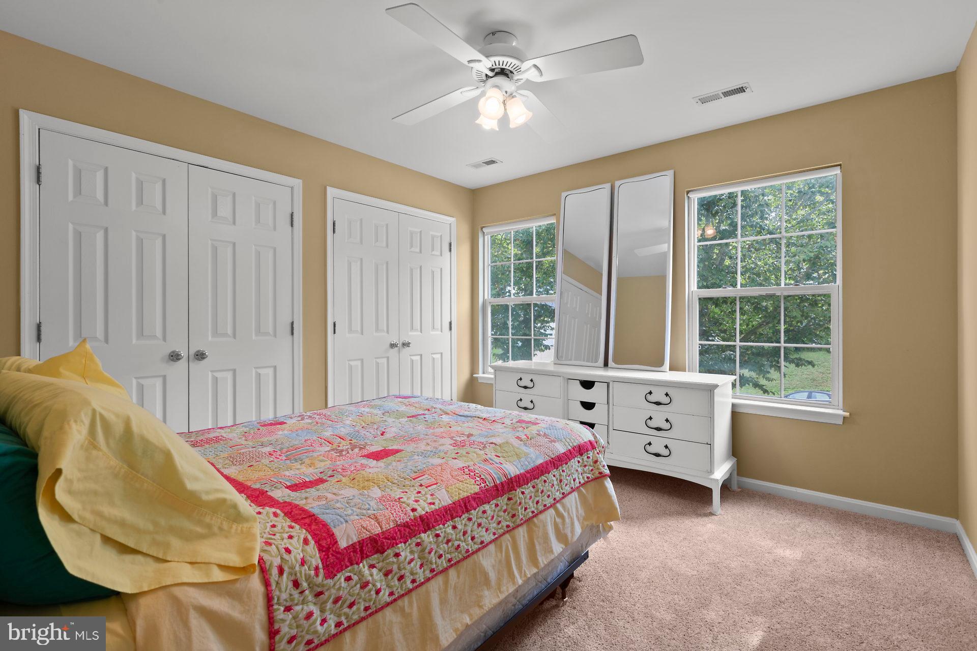 HUNTING QUARTERS - Residential