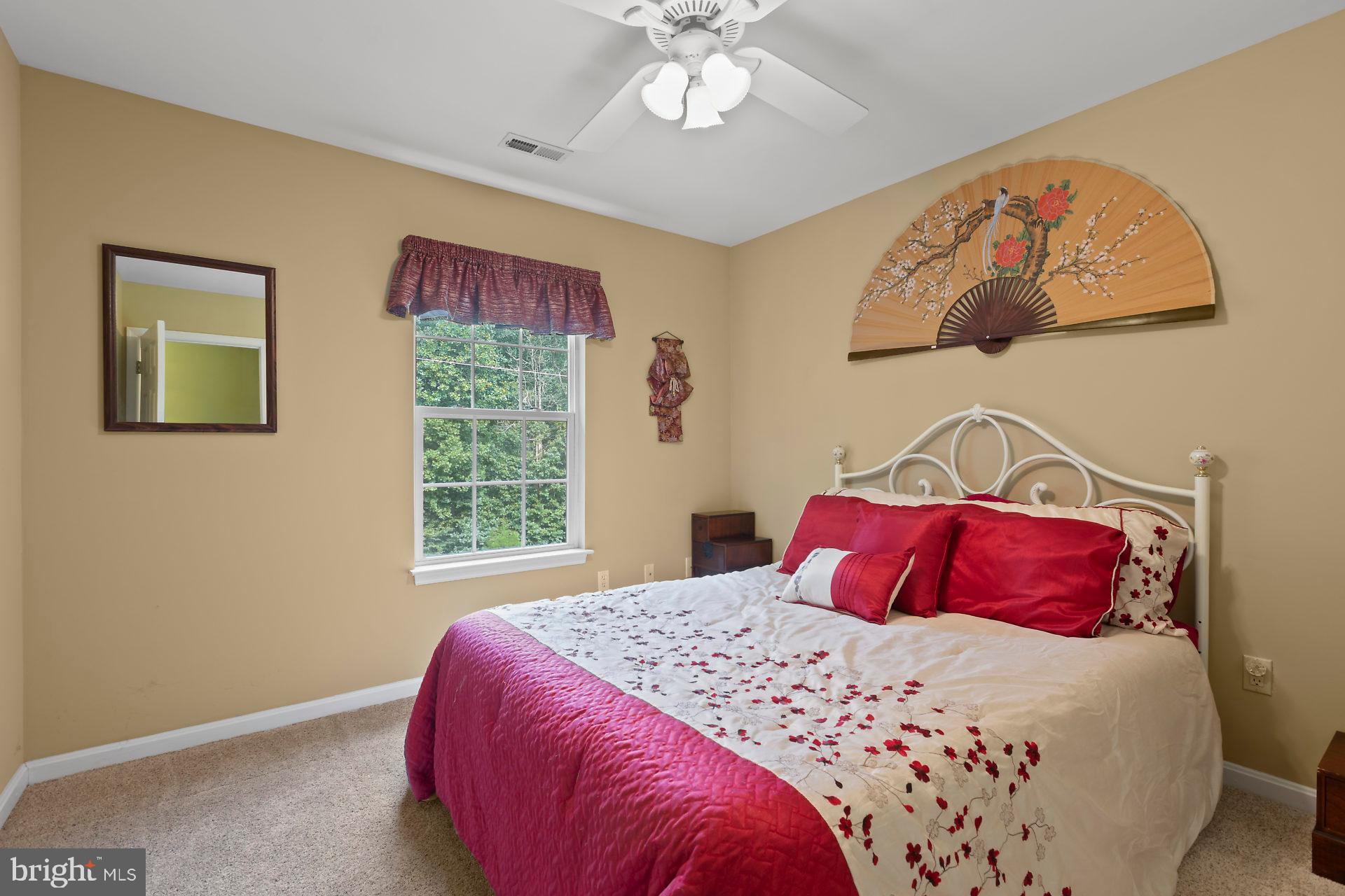 HUNTING QUARTERS - Residential