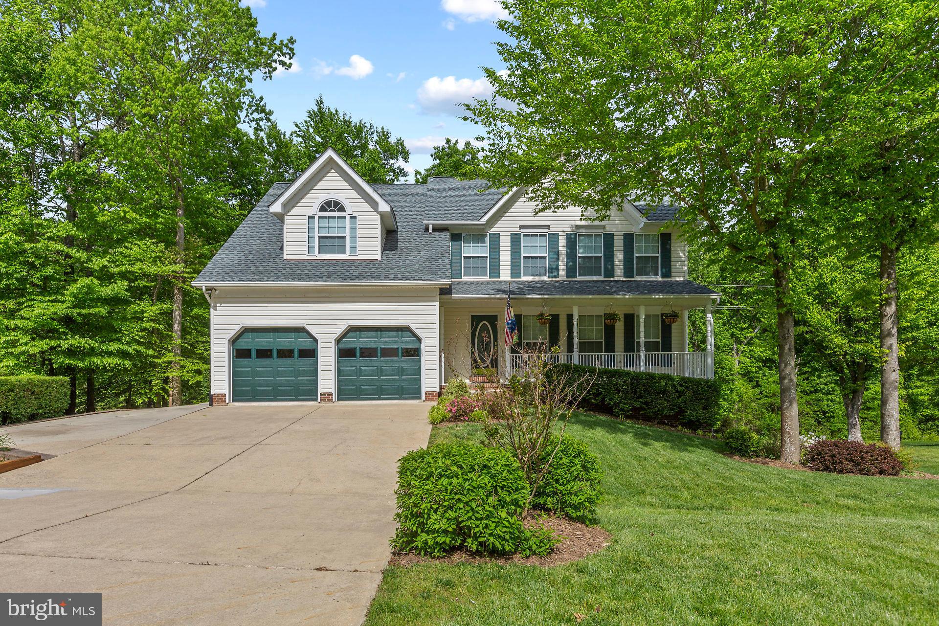 HUNTING QUARTERS - Residential