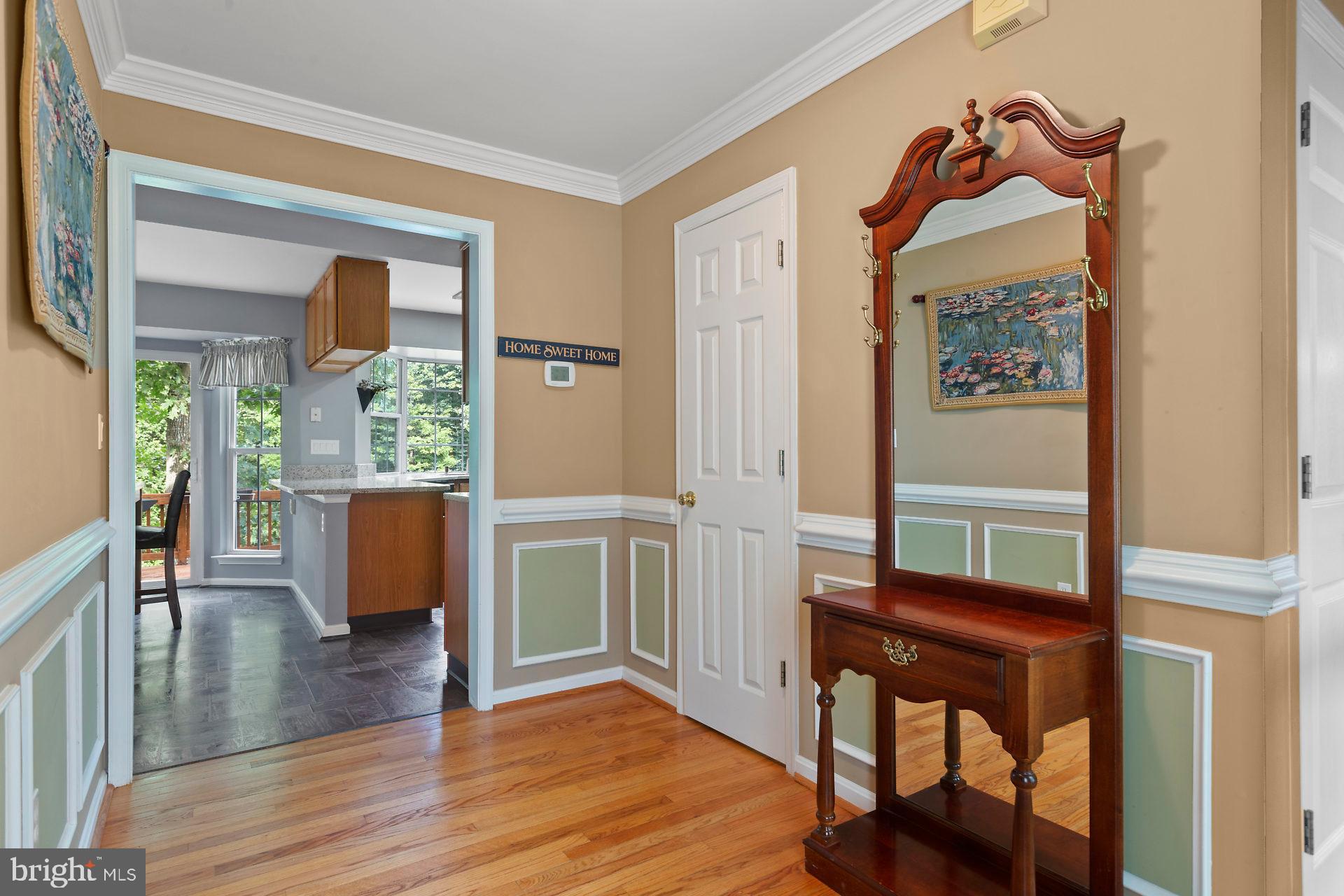 HUNTING QUARTERS - Residential