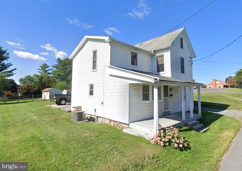1714 HIGHLAND TERRACE WAYNESBORO PA 17268
