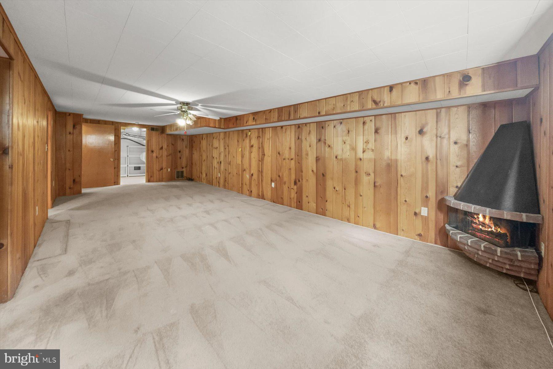 GARRETT PARK ESTATES - Residential