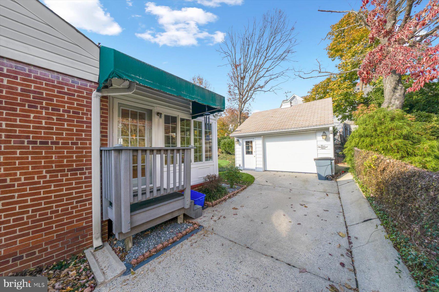 GARRETT PARK ESTATES - Residential