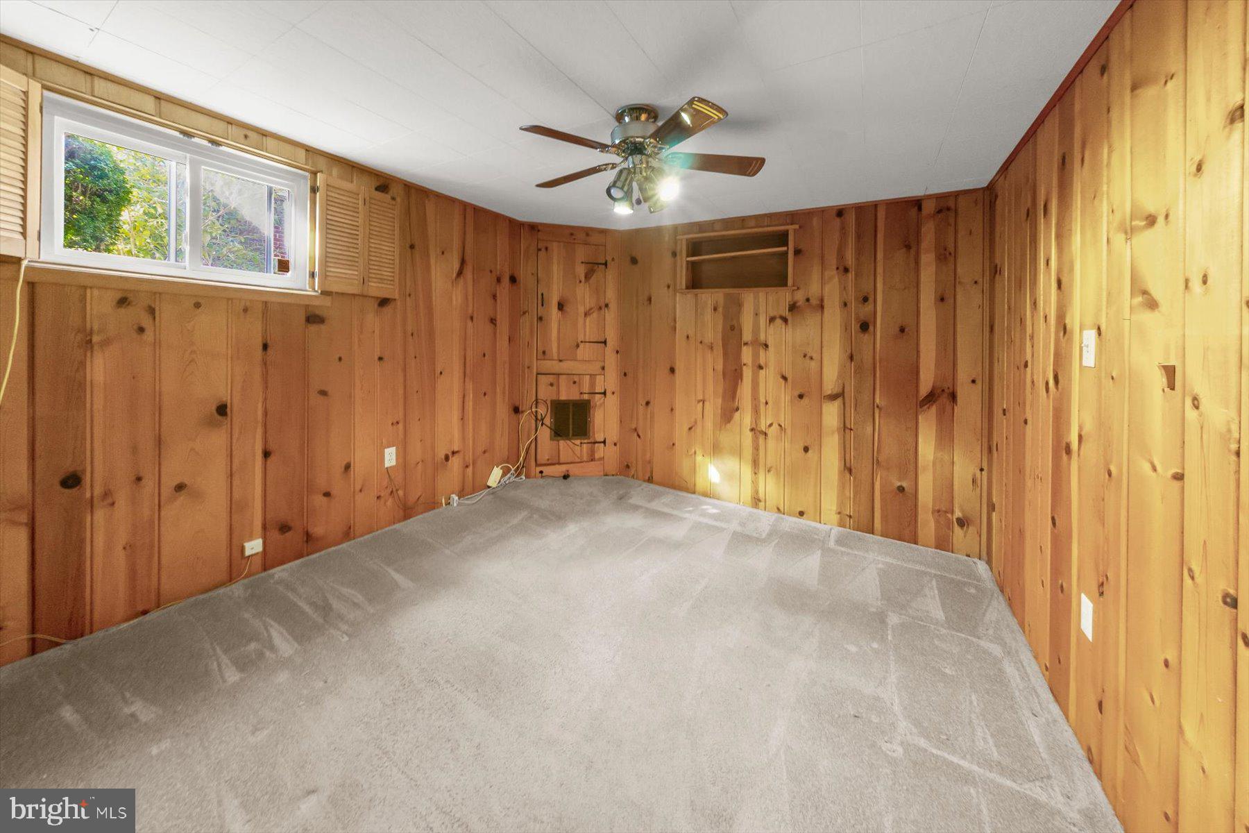 GARRETT PARK ESTATES - Residential