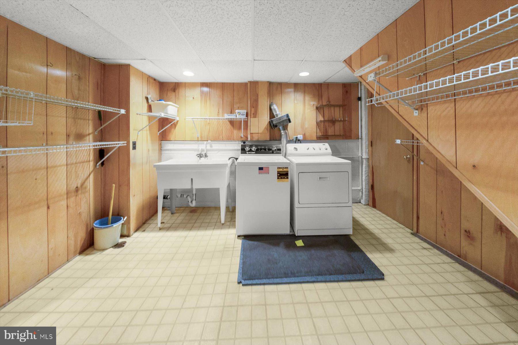 GARRETT PARK ESTATES - Residential