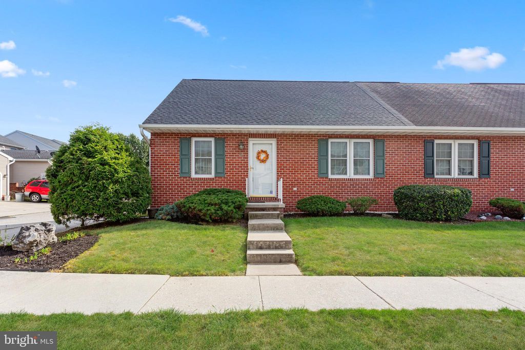 Photo of 59 E Elm Avenue, HANOVER, PA 17331 (MLS # PAYK2090794)