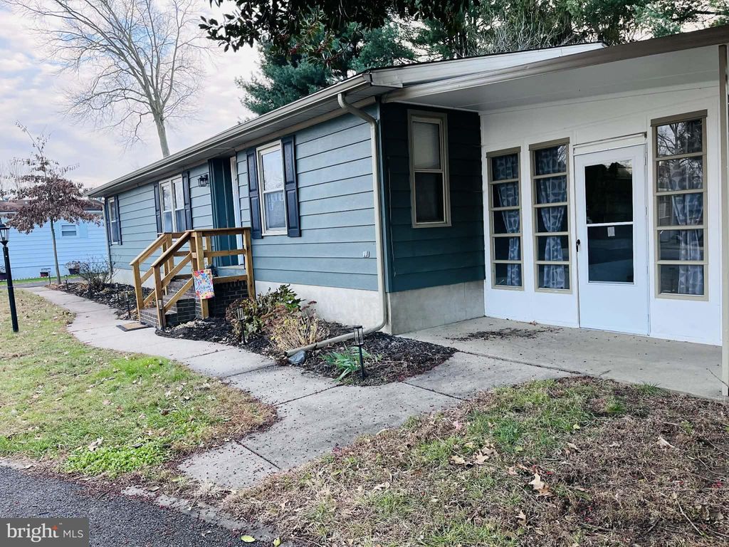 Photo of 307 Jean Bradley Circle #314, FREDERICA, DE 19946 (MLS # DEKT2042944)