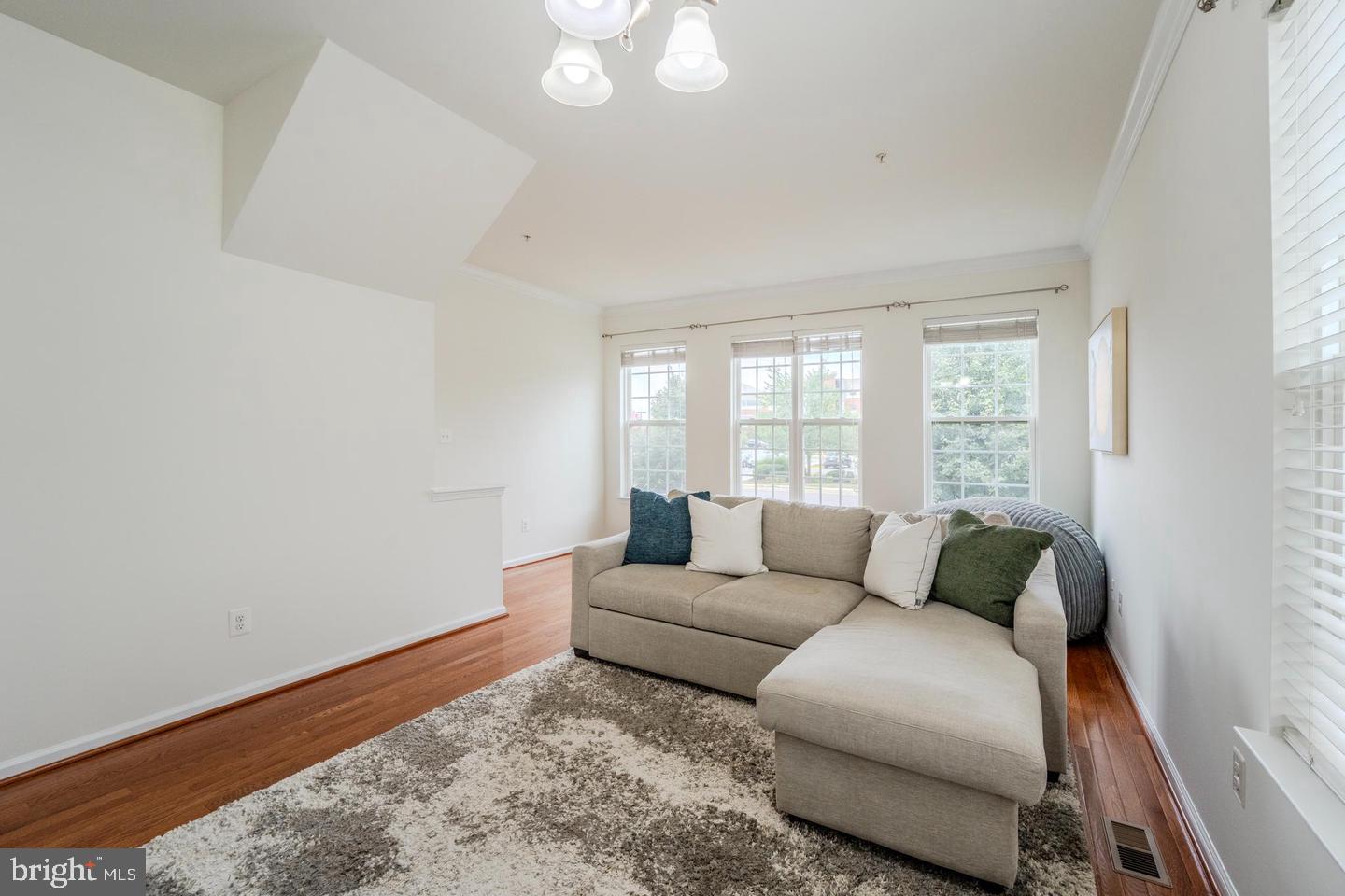 15409 ROSEMONT MANOR DRIVE
