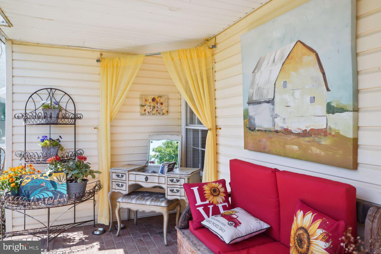 GRANT ACRES ESTATES - Residential