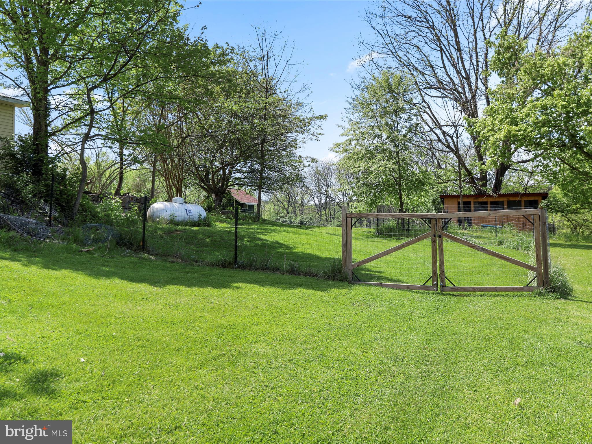 GRANT ACRES ESTATES - Residential