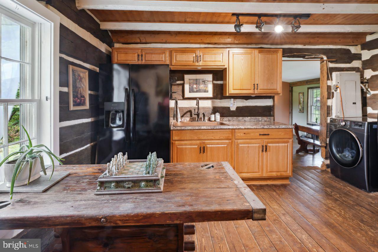 GRANT ACRES ESTATES - Residential