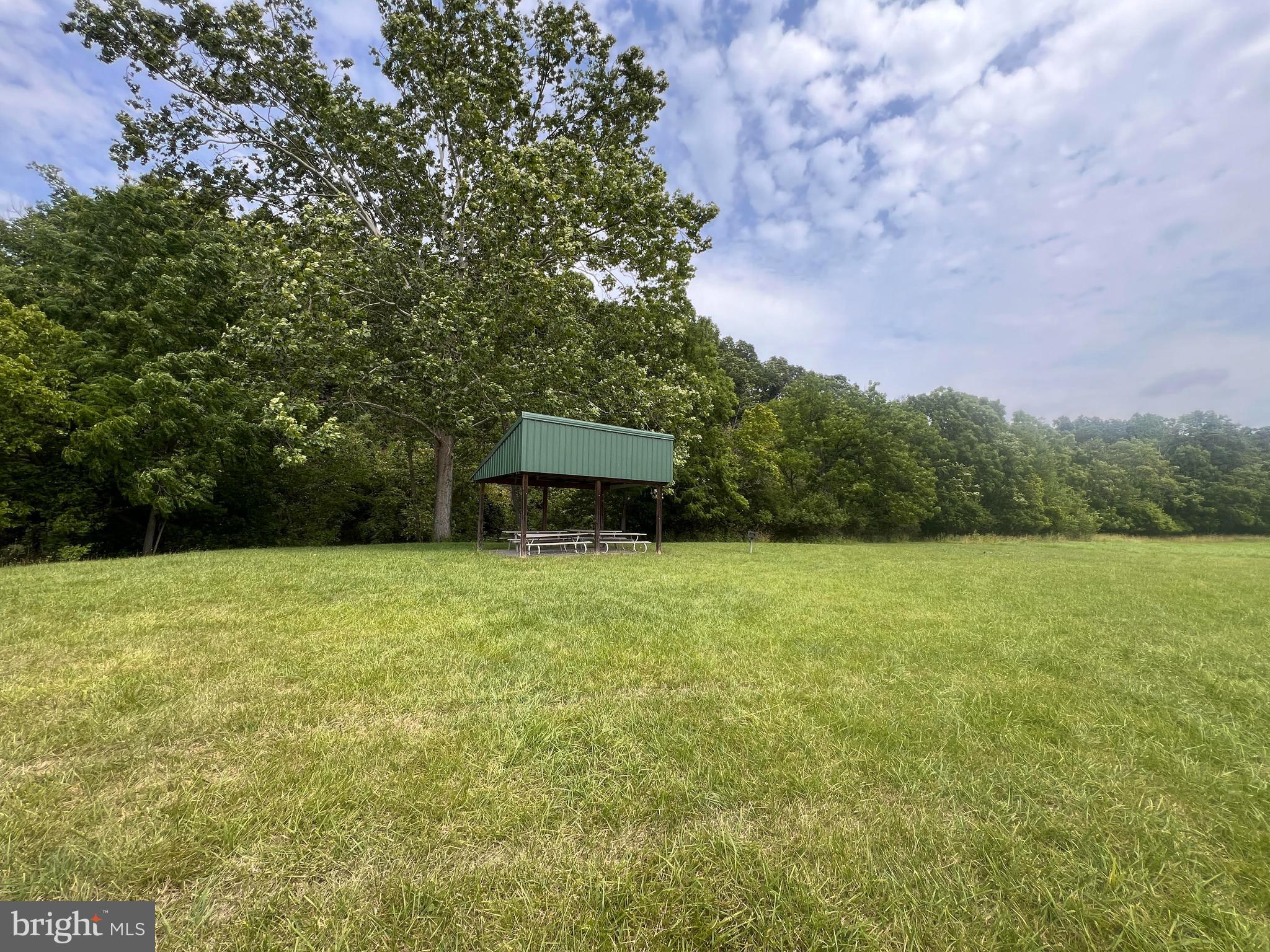 GRANT ACRES ESTATES - Residential