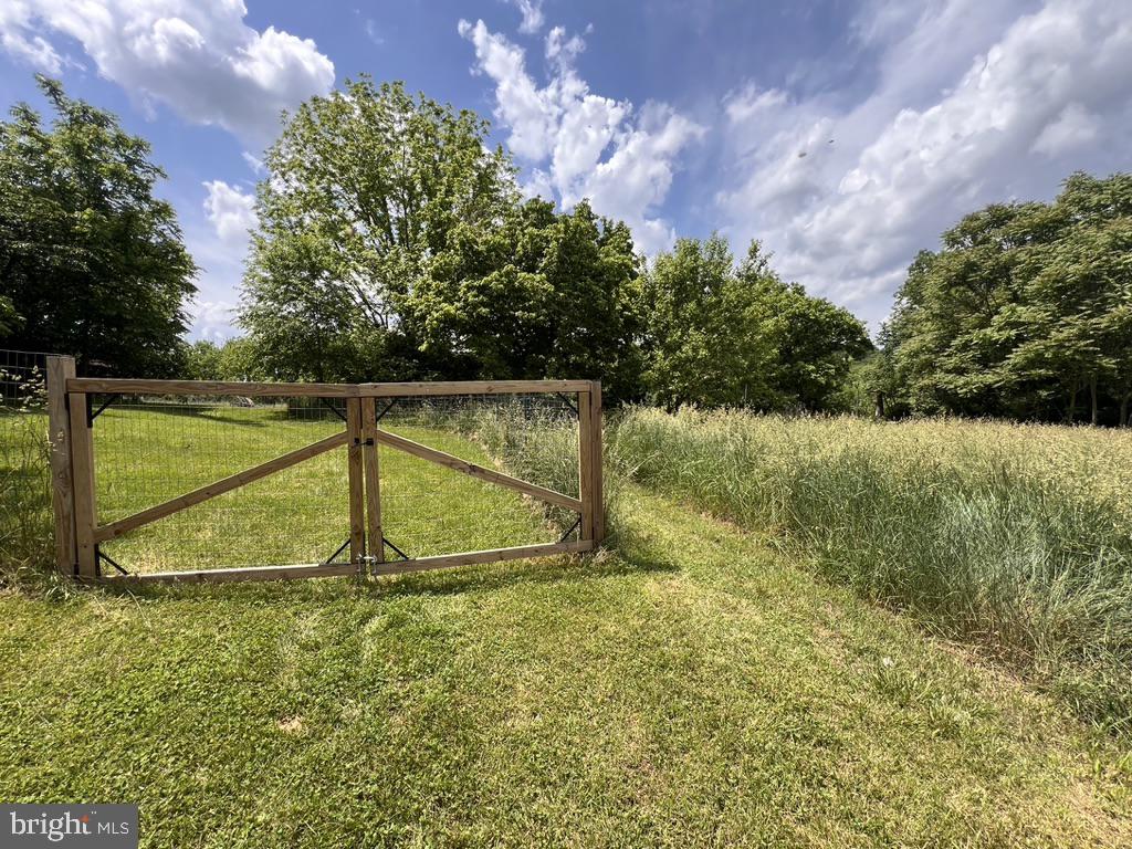 GRANT ACRES ESTATES - Residential