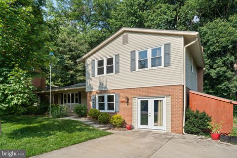 5267 PUMPHREY DRIVE FAIRFAX VA 22032