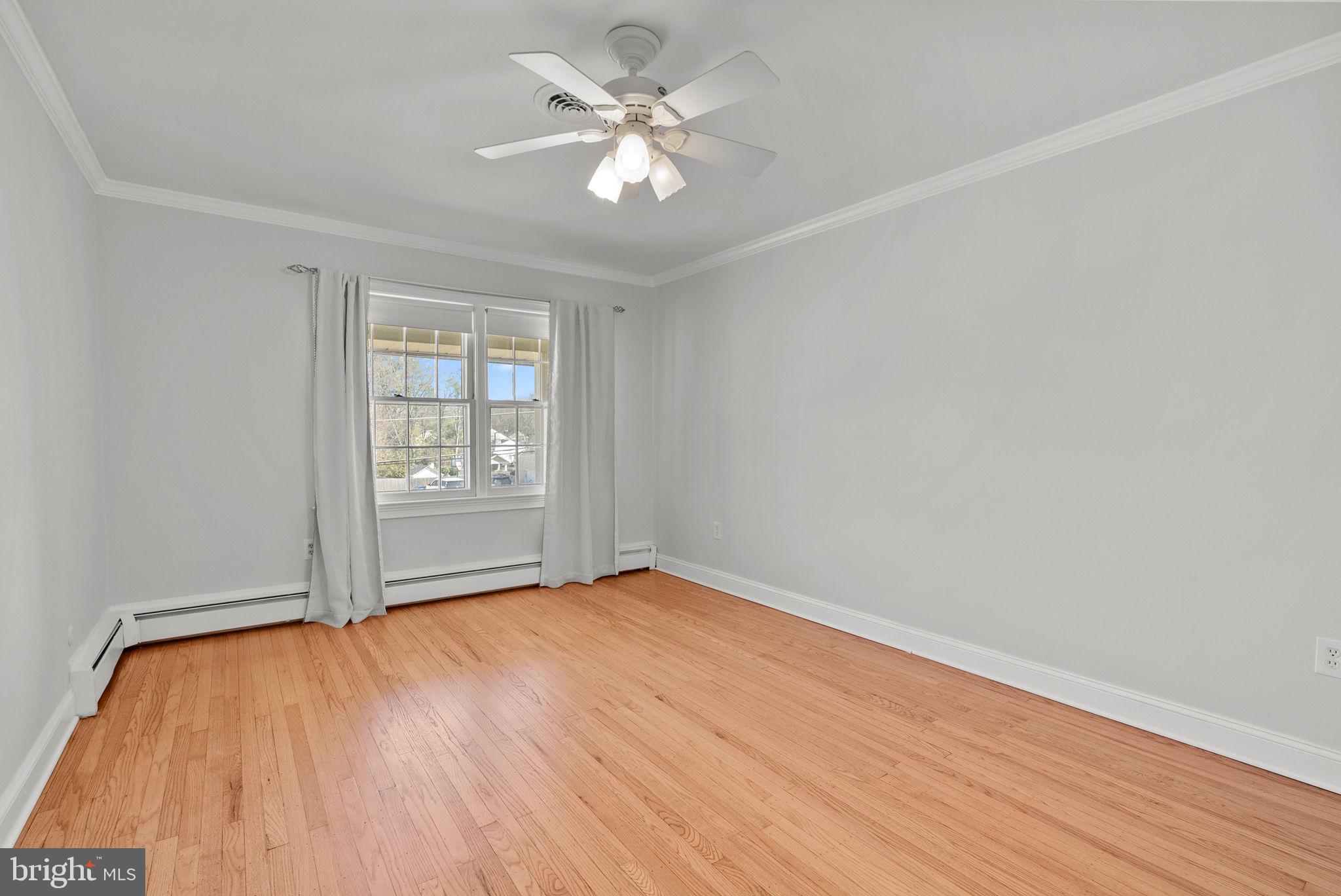 EDGEWOOD PARK - Residential Lease