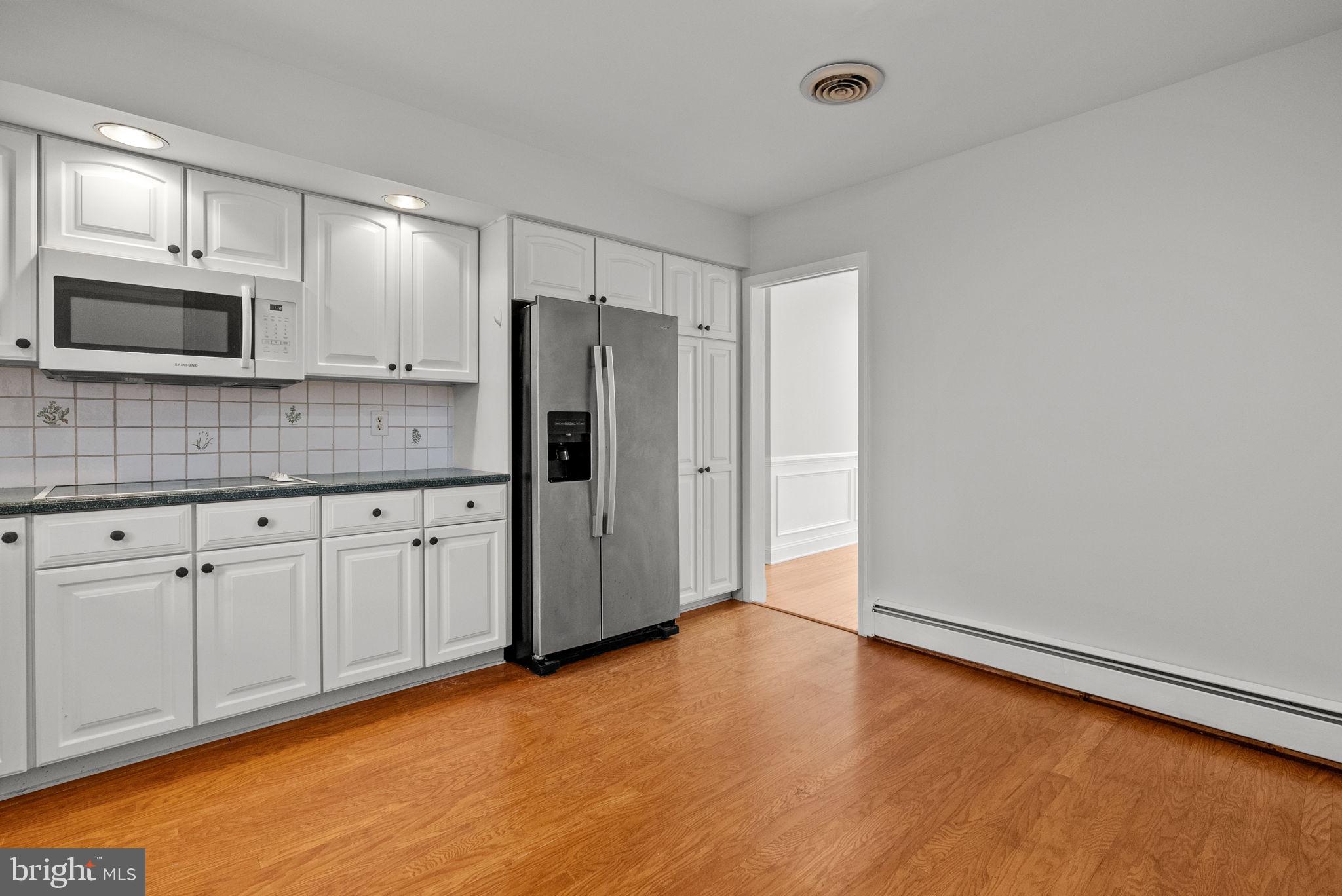 EDGEWOOD PARK - Residential Lease