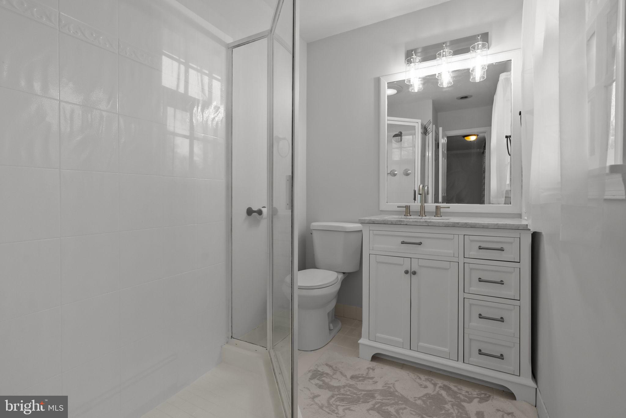 EDGEWOOD PARK - Residential Lease