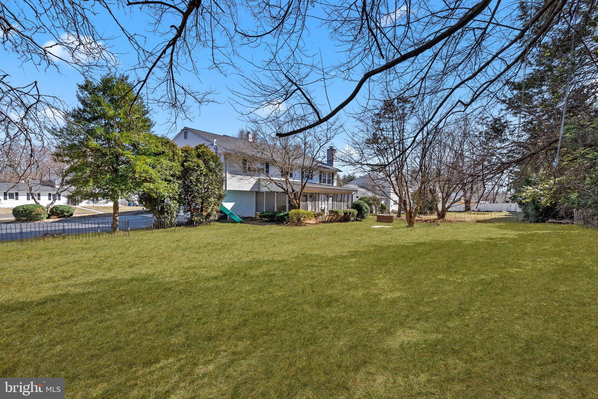 EDGEWOOD PARK - Residential Lease