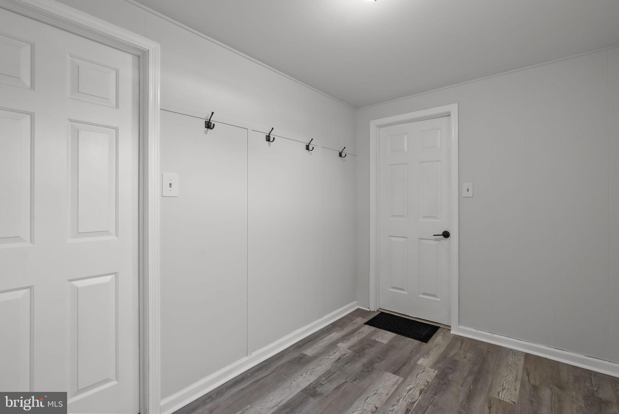 EDGEWOOD PARK - Residential Lease