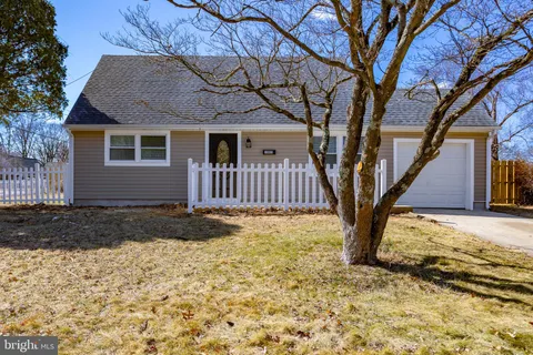 1003 Terrace Boulevard, Ewing, NJ MLS: NJME2054538