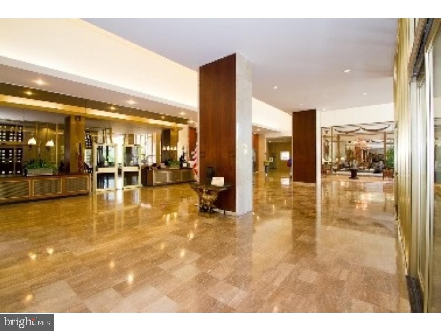 ART MUSEUM AREA - Residential Lease